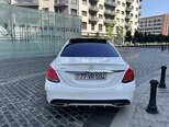 Mercedes C 300-9