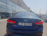 Hyundai Elantra-7