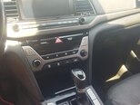 Hyundai Elantra-13