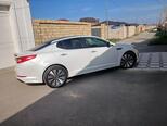 Kia Optima-4