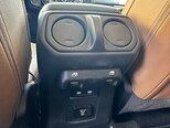 Jeep Wrangler-13