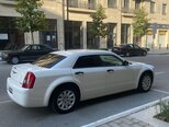 Chrysler 300C-3
