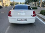 Chrysler 300C-4