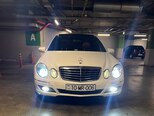 Mercedes E 280-1