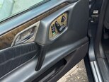 Mercedes E 320-11
