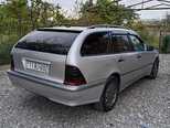 Mercedes C 220 d-5