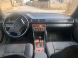 Mercedes E 300-5