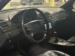 Mercedes E 220-11
