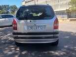 Opel Zafira-2