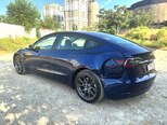 Tesla Model 3-4
