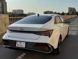 Hyundai Elantra-4