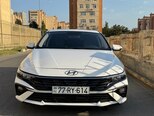 Hyundai Elantra-1