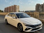 Hyundai Elantra-3