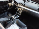 Volkswagen Passat-11