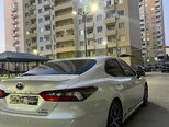 Toyota Camry-12