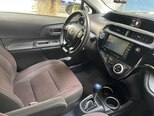 Toyota Aqua-12