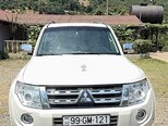 Mitsubishi Pajero-1