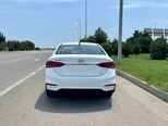 Hyundai Accent-2