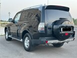 Mitsubishi Pajero-6