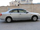 Nissan Sunny-6