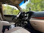 Mitsubishi Pajero-5