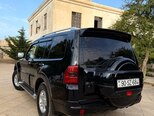 Mitsubishi Pajero-8