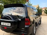 Mitsubishi Pajero-7
