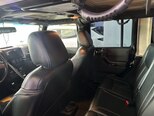 Jeep Wrangler-10
