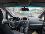 Opel Zafira-15