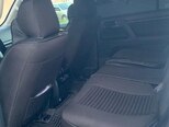 Toyota Land Cruiser-6