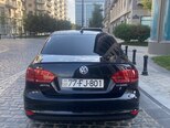 Volkswagen Jetta-3
