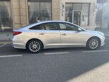 Hyundai Sonata-4