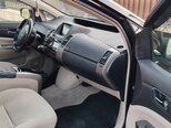 Toyota Prius-14