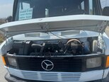 Mercedes 208 D-16