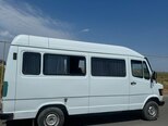 Mercedes 208 D-14
