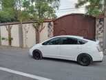 Toyota Prius-4
