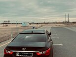 Hyundai Sonata-8