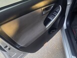 Toyota Prius-16