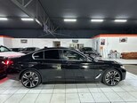 BMW 530e-10