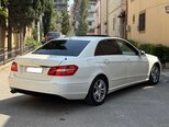 Mercedes E 220-3