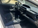 Toyota Aqua-11
