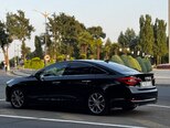 Hyundai Sonata-6