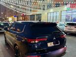 Mitsubishi Outlander-2