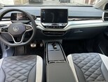 Volkswagen ID.6 Crozz-21