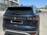 Volkswagen ID.6 Crozz-10