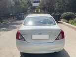 Nissan Sunny-5