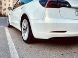 Tesla Model 3-4