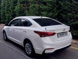 Hyundai Accent-21