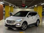 Hyundai Grand Santa Fe-1
