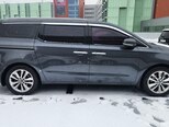 Kia Carnival-3